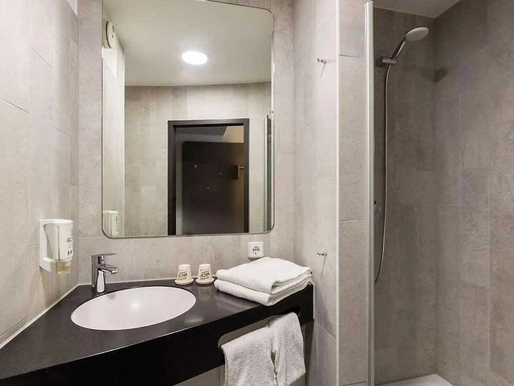 B&B Hotel Duesseldorf City-Sued 2*, Düsseldorf
