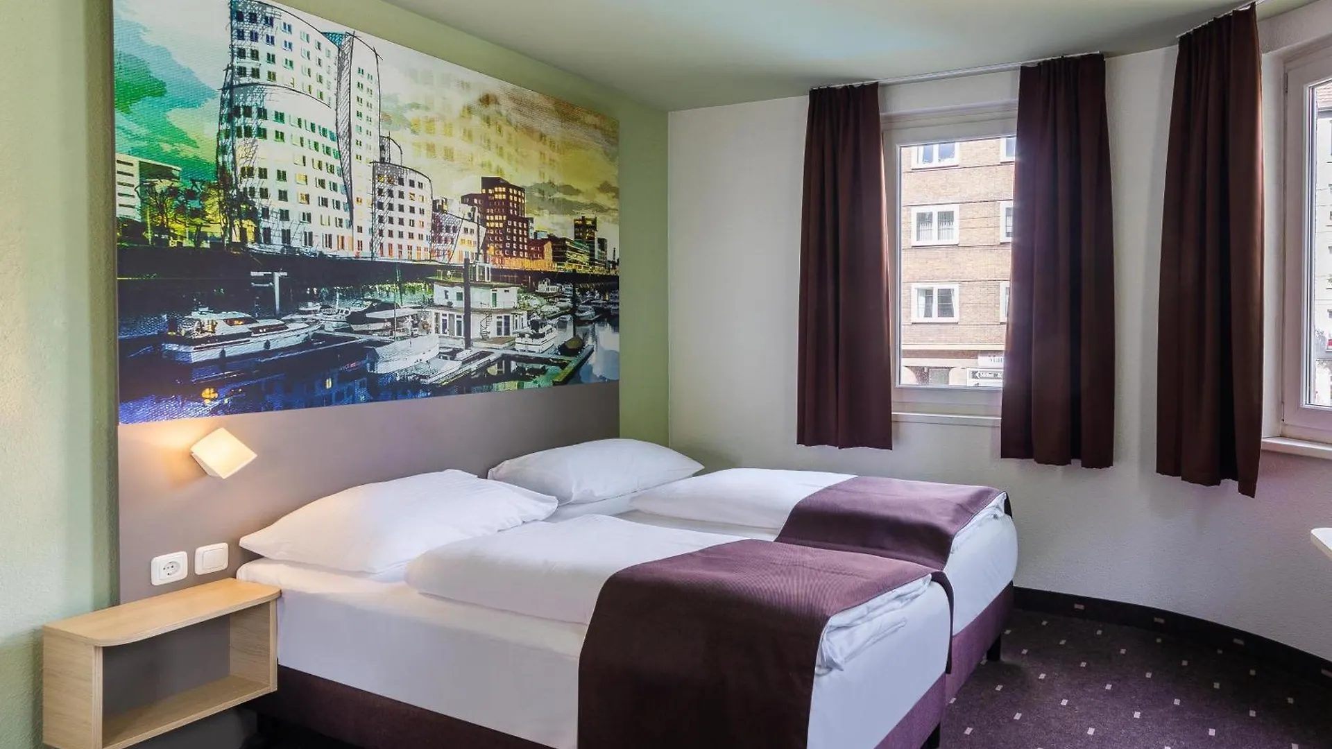B&B Hotel Duesseldorf City-Sued  Düsseldorf