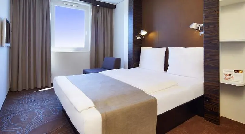 B&B Hotel Duesseldorf City-Sued 2*, Düsseldorf