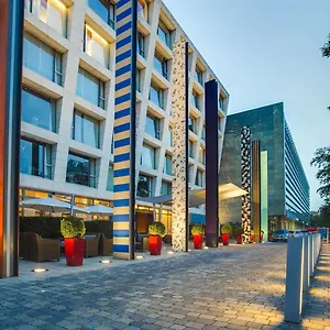 Otel Radisson Blu Media Harbour Hotel,