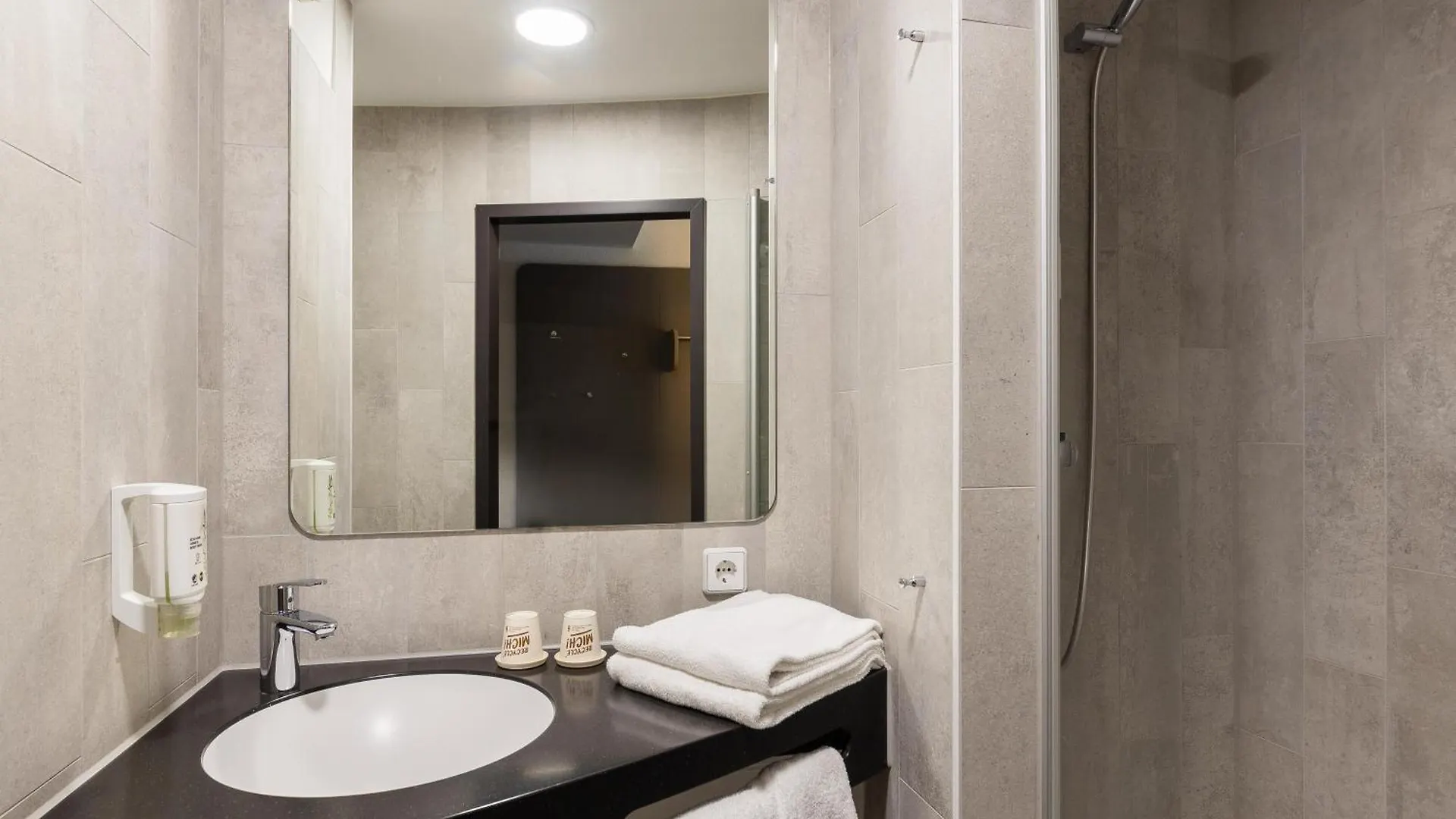 B&B Hotel Duesseldorf City-Sued Tyskland