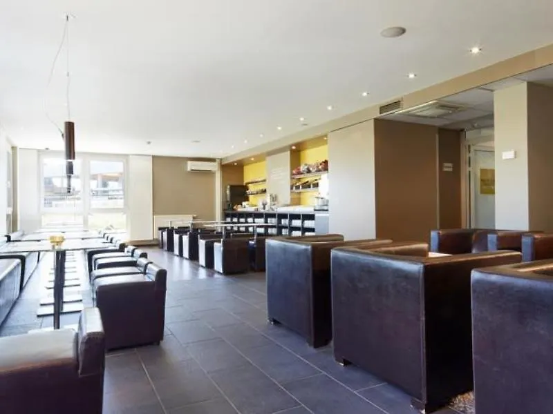 B&B Hotel Duesseldorf City-Sued  Ντίσελντορφ