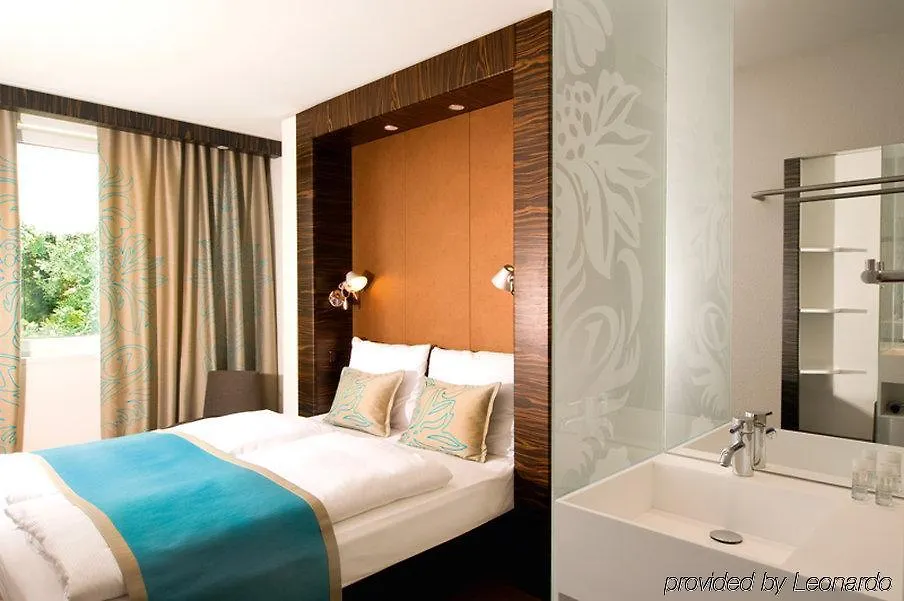 B&B Hotel Duesseldorf City-Sued 2*, Ντίσελντορφ